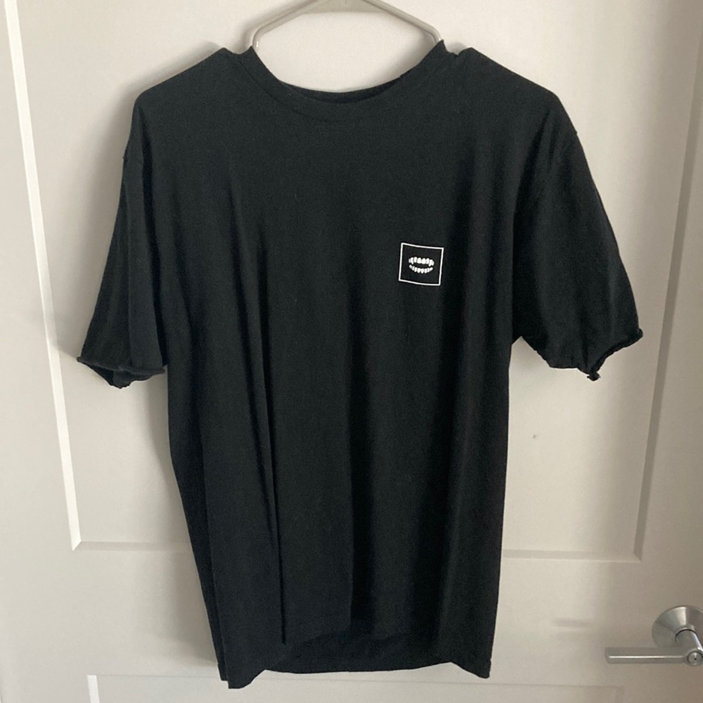 Graphic t- shirt